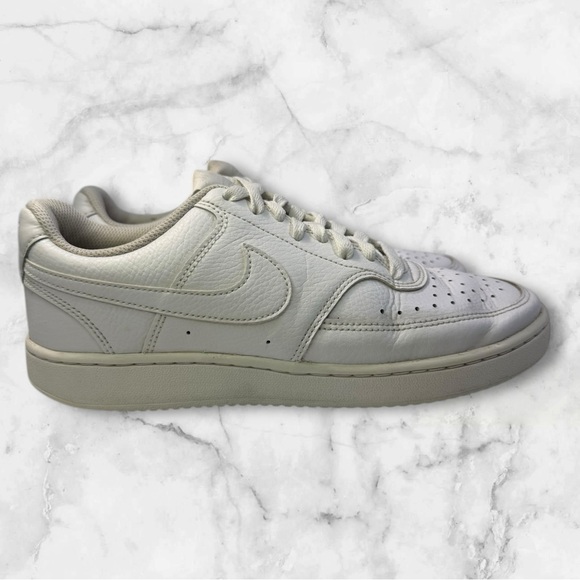 Women’s Nike Court Vision Low size 8 - Picture 1 of 7